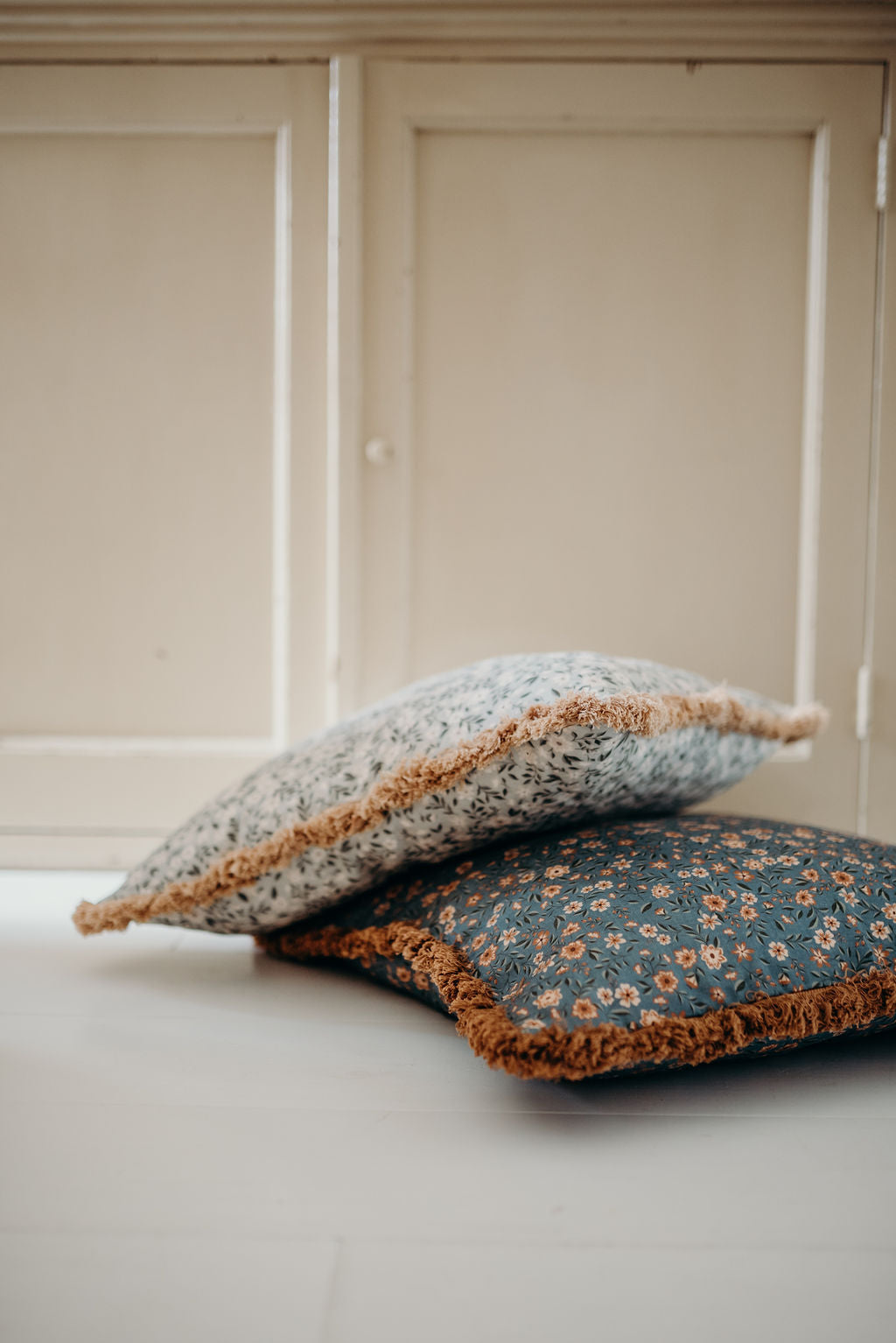 Linen Cushion Cover - Summer Gray - Freja Sky