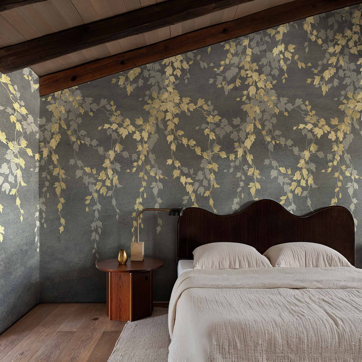 Vine Shadow Gold